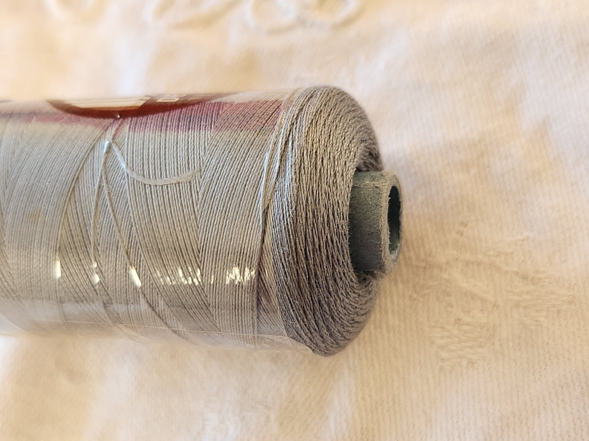 Bobine ancienne fil gris simili extra 120 DELEBART-MAILLET FILS Lille