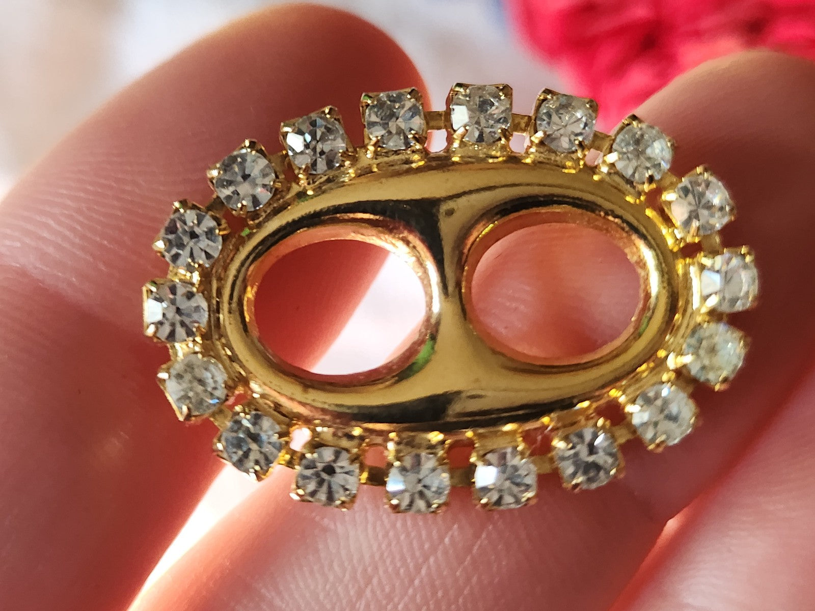 Gros bouton vintage métal masque strass ovale 3,2 cm bijoux ref 2866