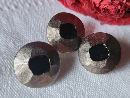 Trio boutons vintage en métal argenté facette noir pied  1,7 cm ref 2350