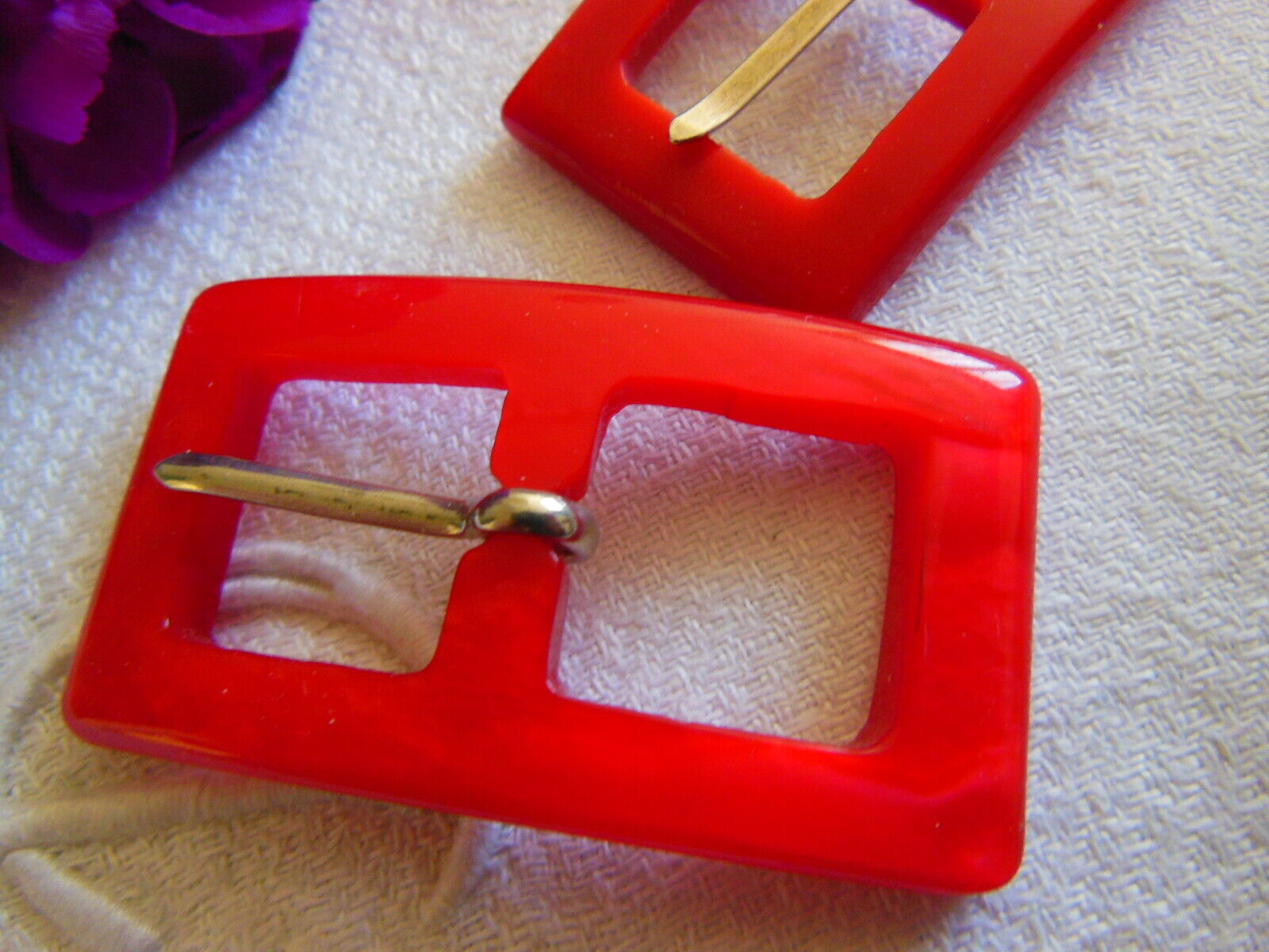 Duo boucles de ceinture vintage rouge rectangulaire ME2AA 