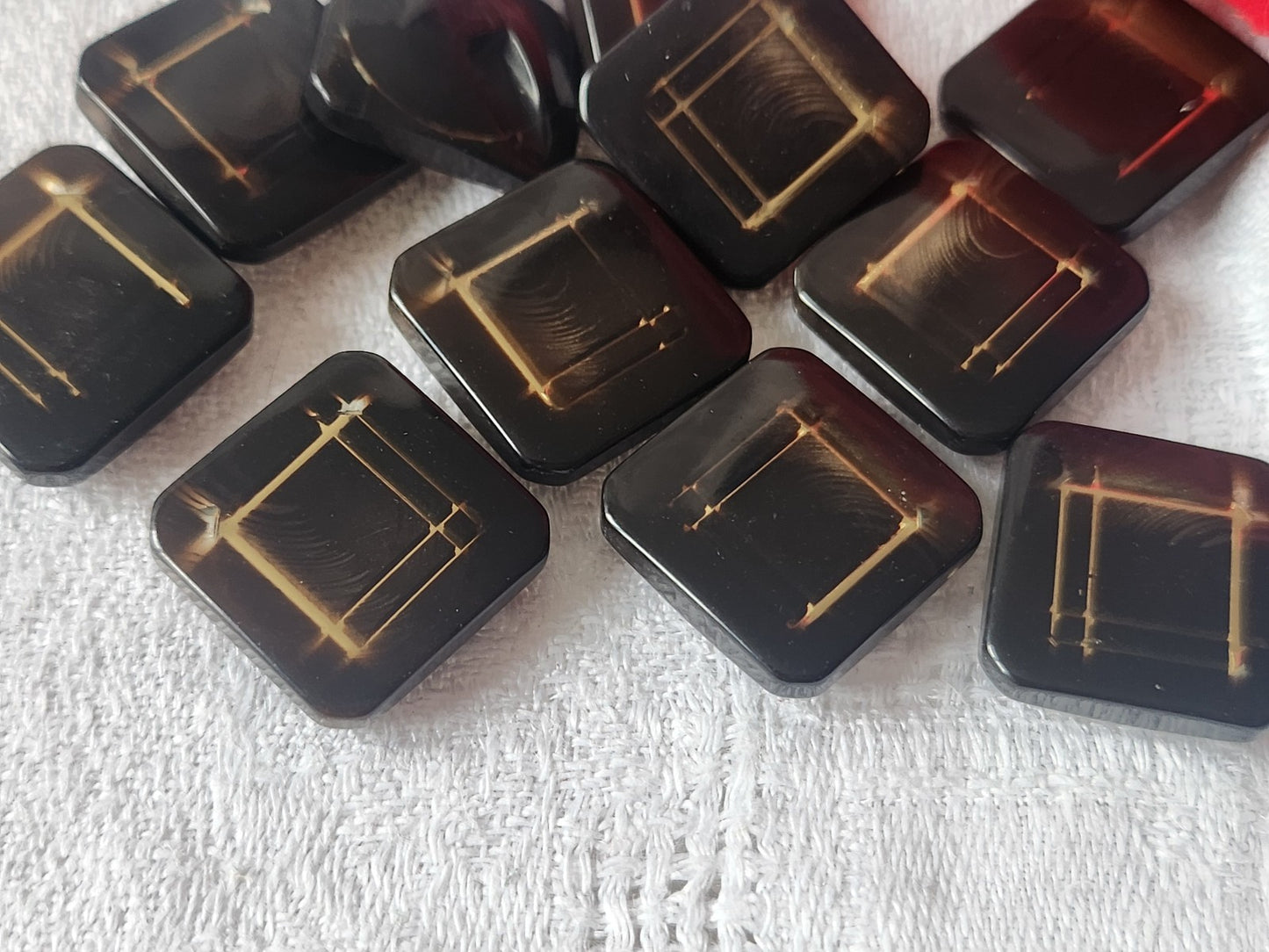 Lot 10 boutons vintage marron inclusion doré carré pied 1,8 cm ref 3358