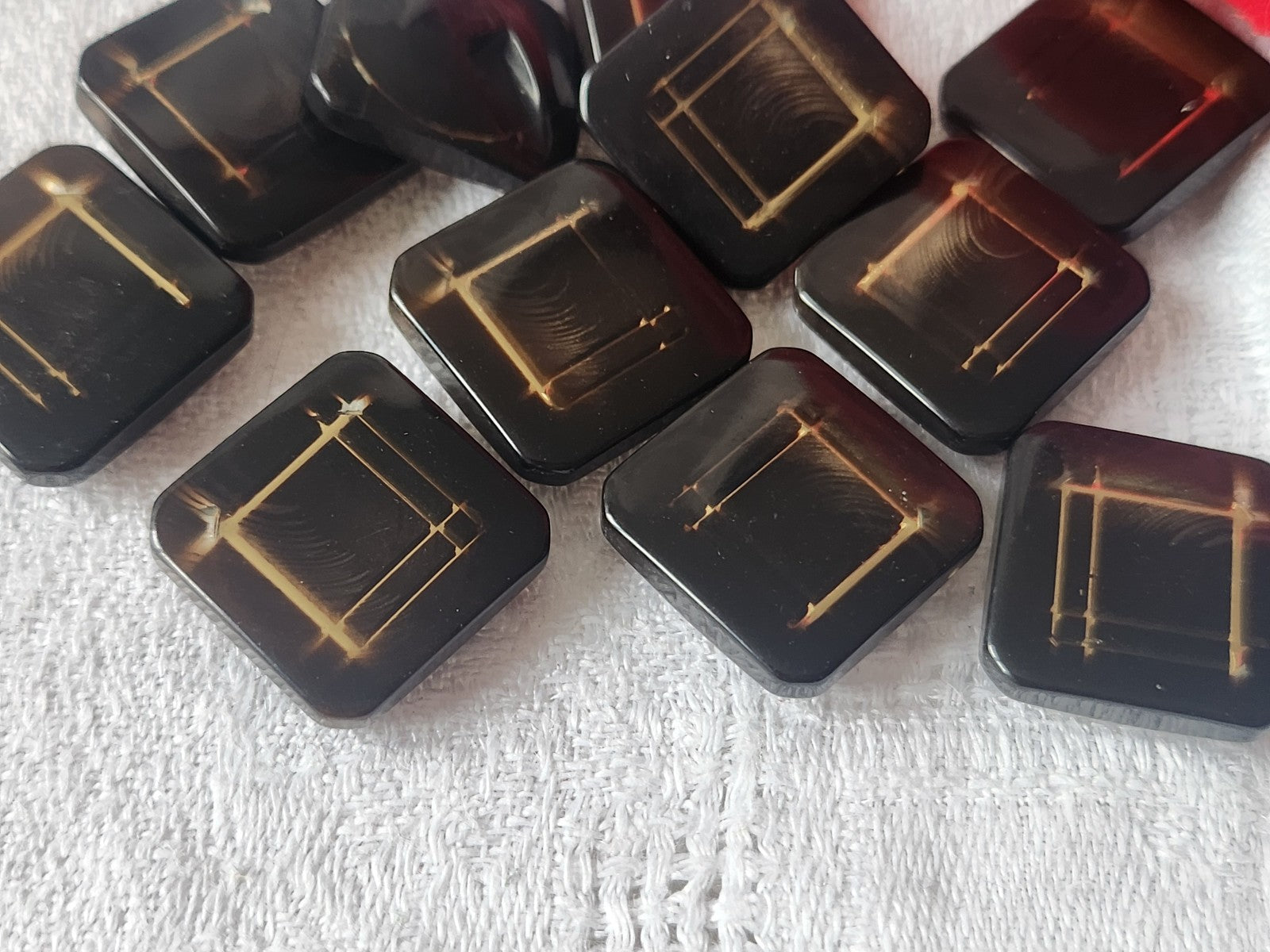 Lot 10 boutons vintage marron inclusion doré carré pied 1,8 cm ref 3358