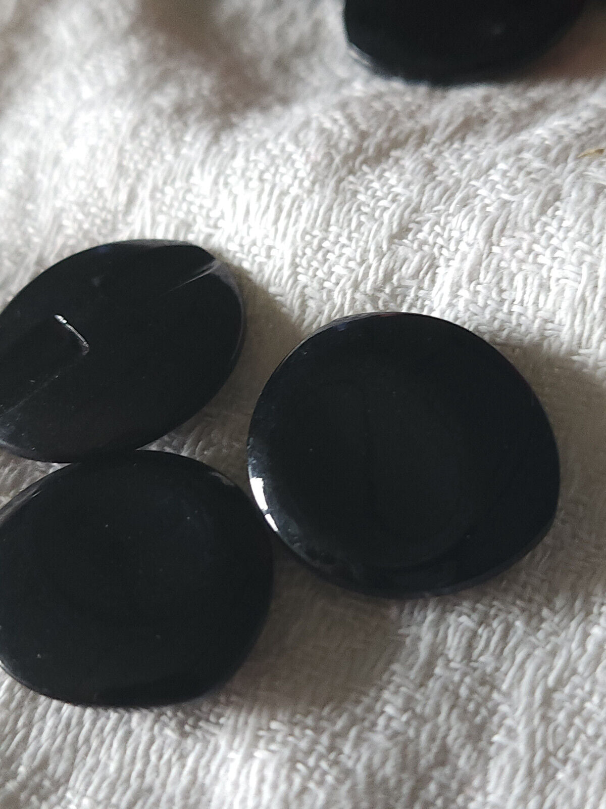 Lot 6 boutons vintage noir ovale 2,2 cm sur 1,9 à pied ref 1405