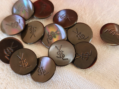 Lot 11 boutons vintage en nacre YSL haute couture gris et marron 1,5 cm ref 6584