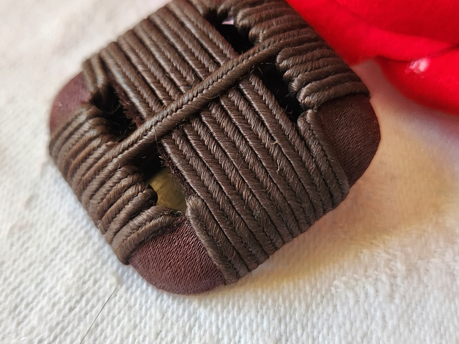 Gros bouton ancien en  passementerie marron vintage pied 3 cm D7P
