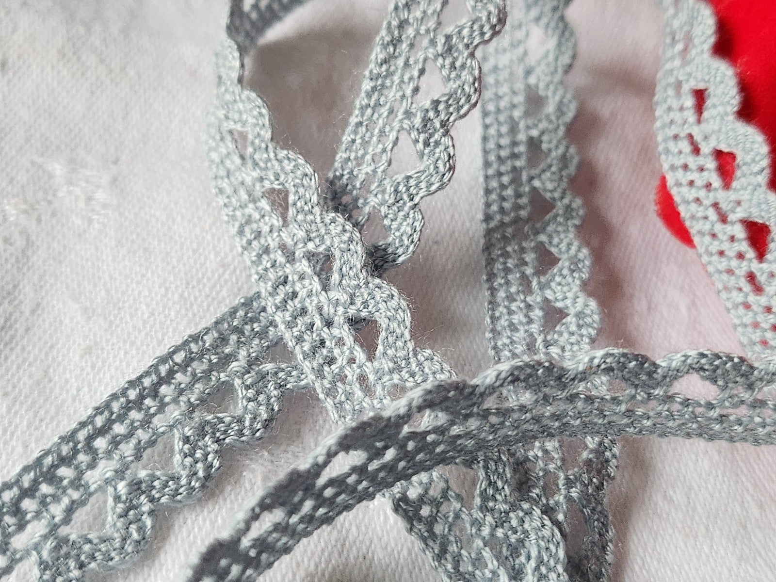 Dentelle vintage gris coton 3 métres sur 1,2 cm A6