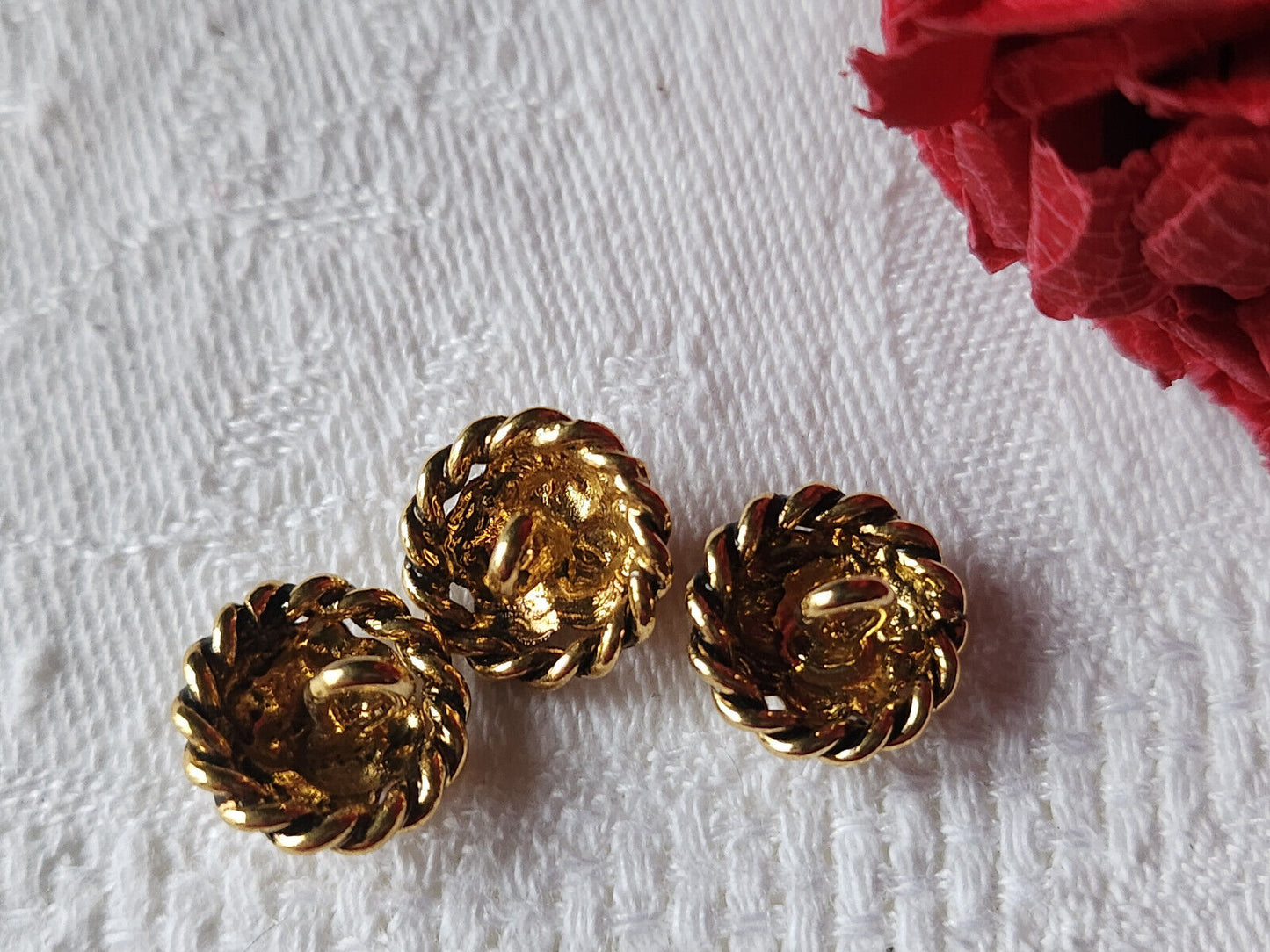Trio mini boutons vintage en métal tete de lion 1,2 cm G16J