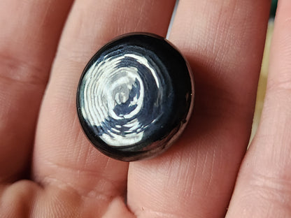Epais bouton ancien en verre hematite pied métal 2,2 cm  G11J
