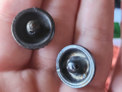 Collection duo  boutons vintage coeur en nacre  pied 1,8 cm G7F