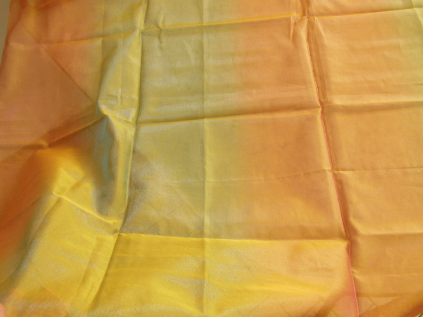Coupon tissu luxe superbe voilage orange rose vert  1 m18 sur 1 m 03 B6