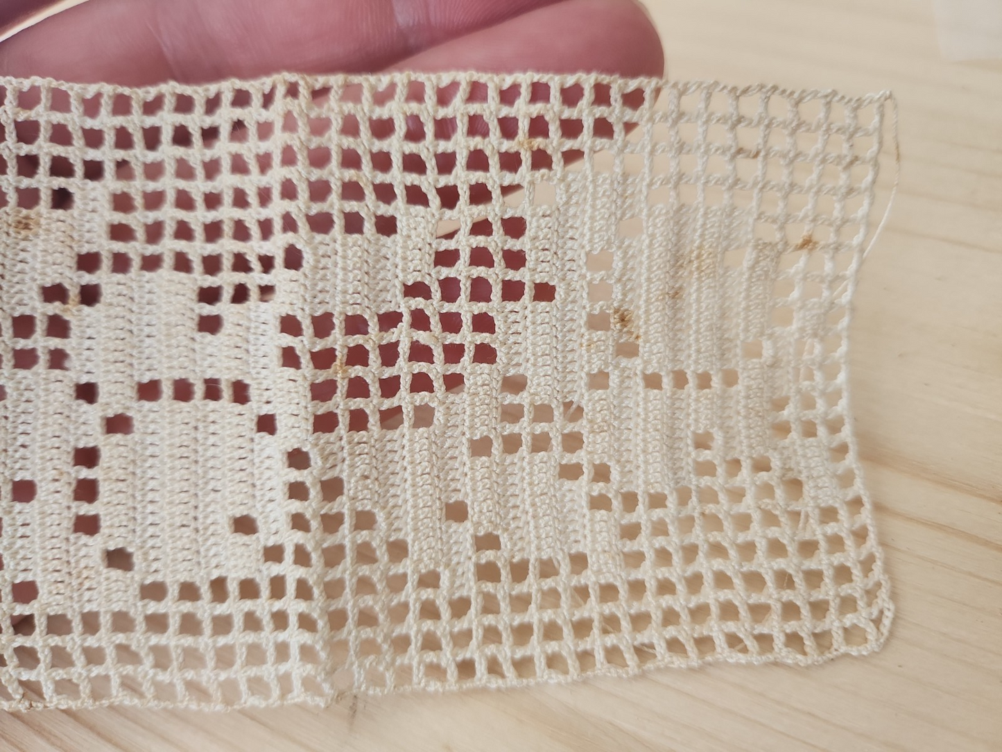 Incrustation ancienne application dentelle rectangulaire 12 sur 6,3 cm T1-11
