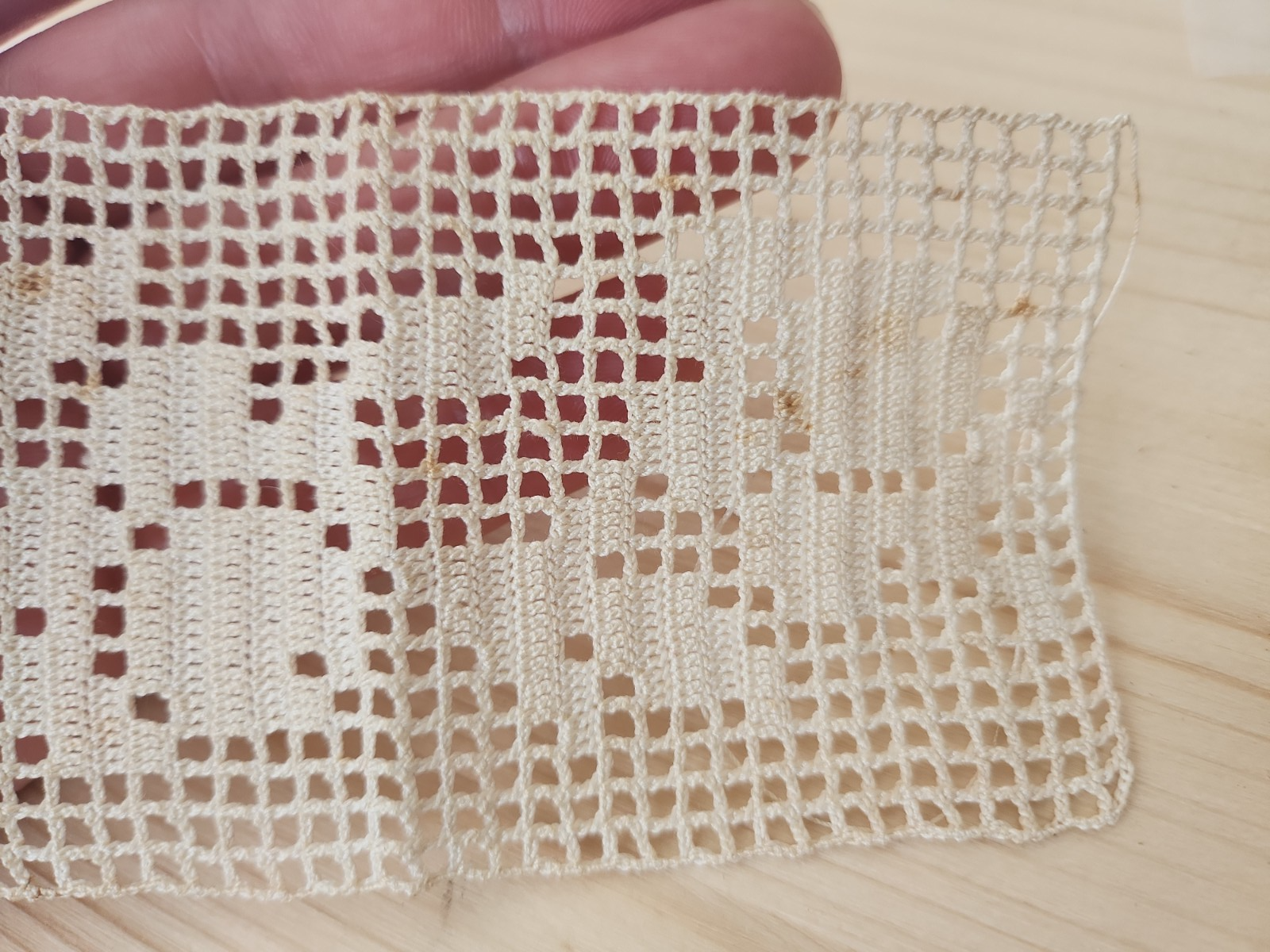 Incrustation ancienne application dentelle rectangulaire 12 sur 6,3 cm T1-11