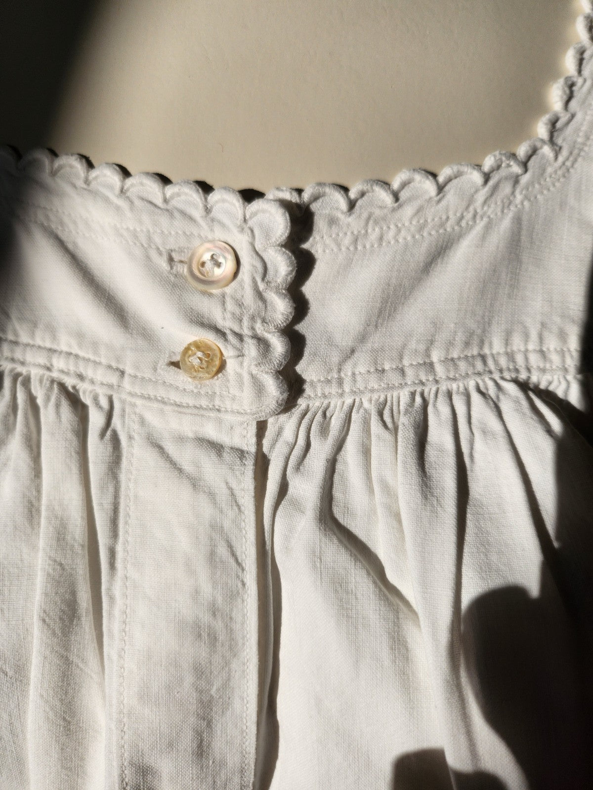 Chemise de nuit ancienne  monogramme BM longue manche B8