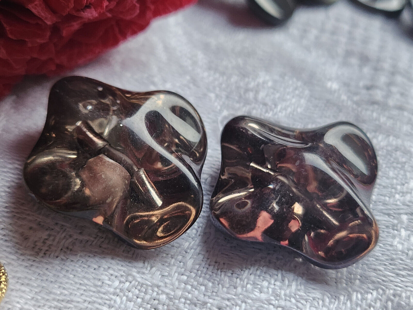 Duo jolis boutons vintage épais marron lumineux à pied 2 cm D8B