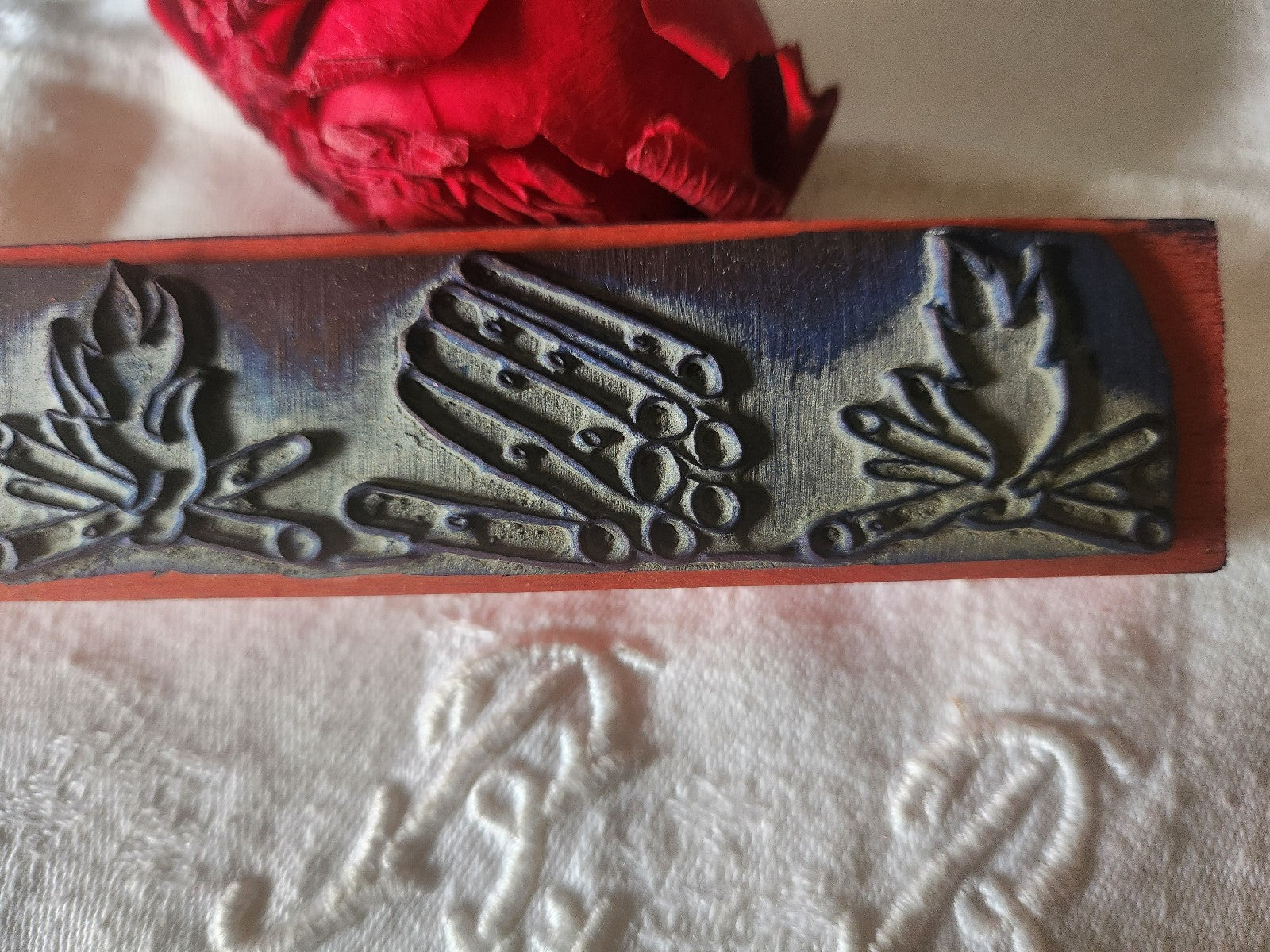 Tampon ancien frise idéale broderie feux bois  collection 16  cm  n°39-2
