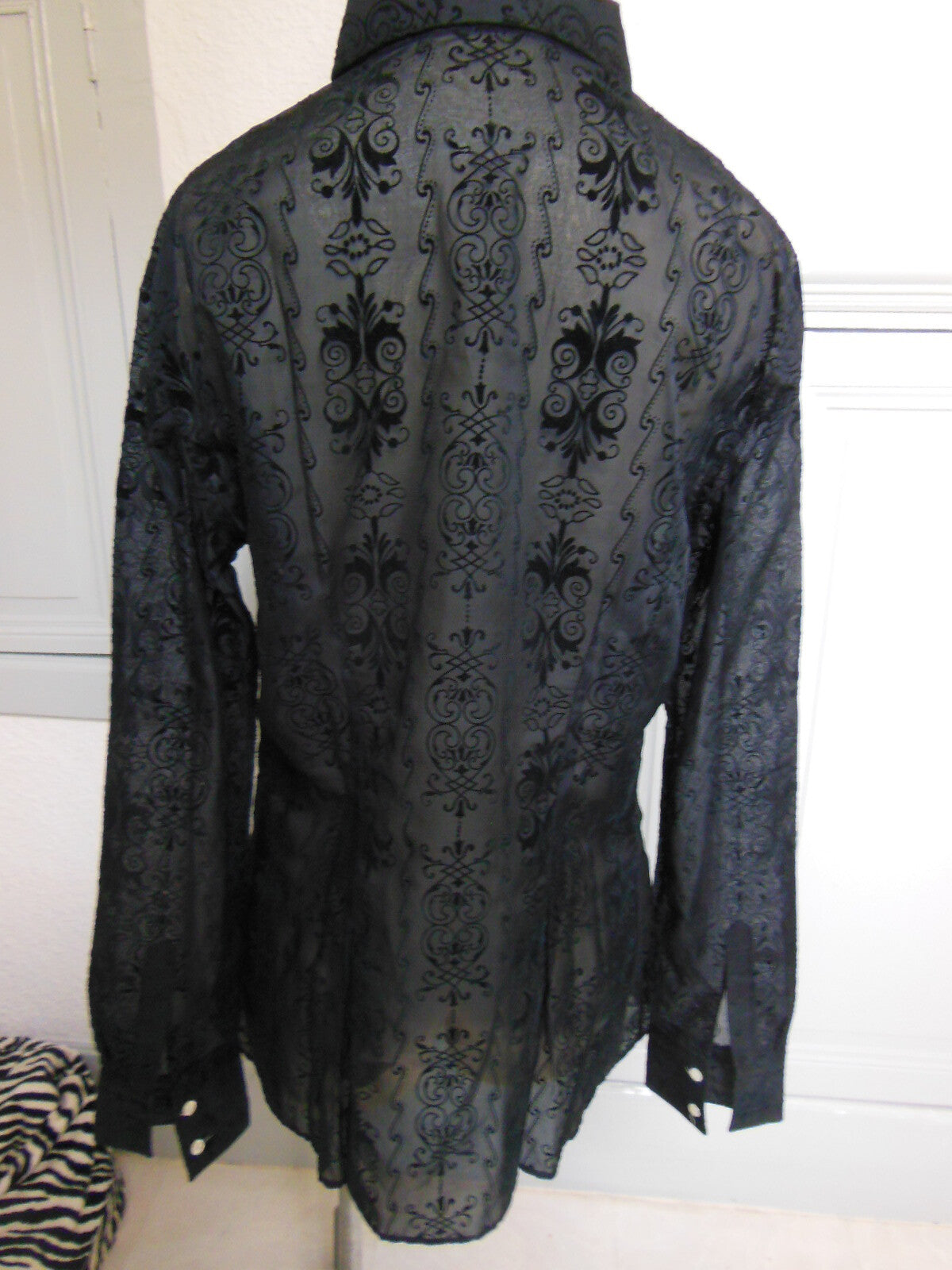 Pur vintage ancien  chemisier motif relief noir voilage ancien 40?  Ref PORT