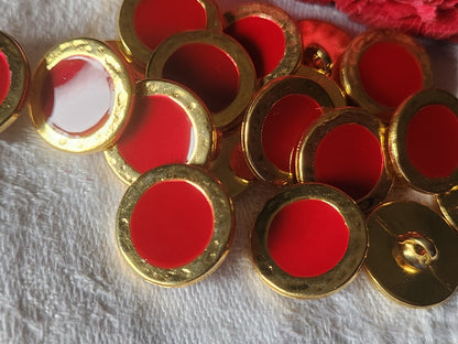 Lot 6 boutons vintage métal coeur rouge  à pied doré 1,5 cm ref 5316