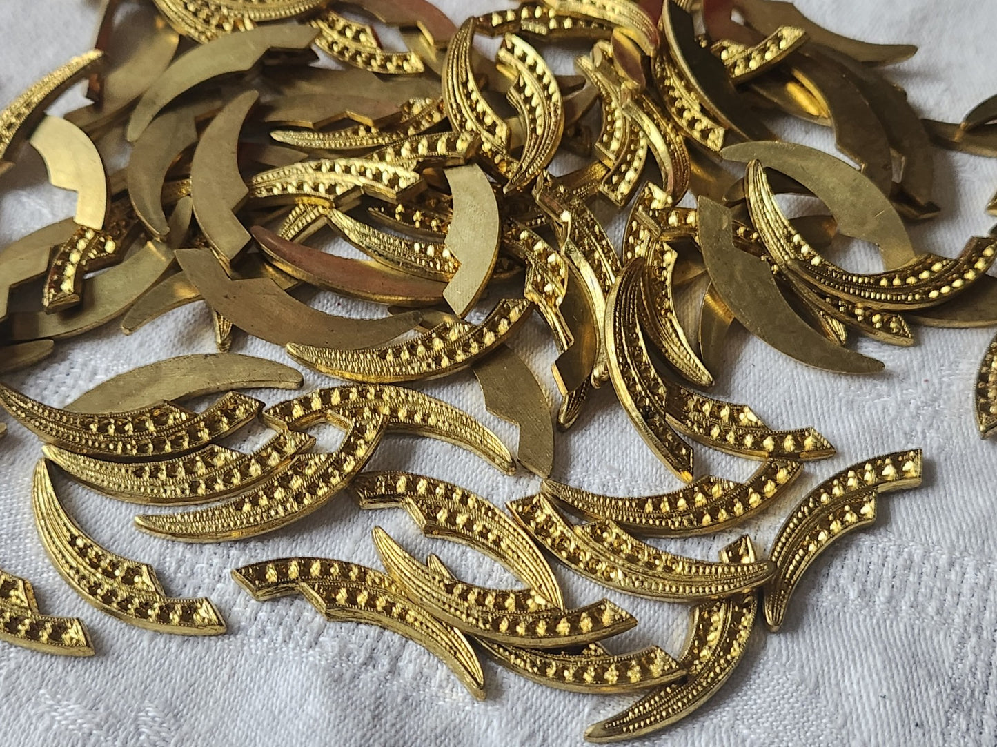 lot 15 ornements anciens en metal à strasser 3,5 cm année 50
