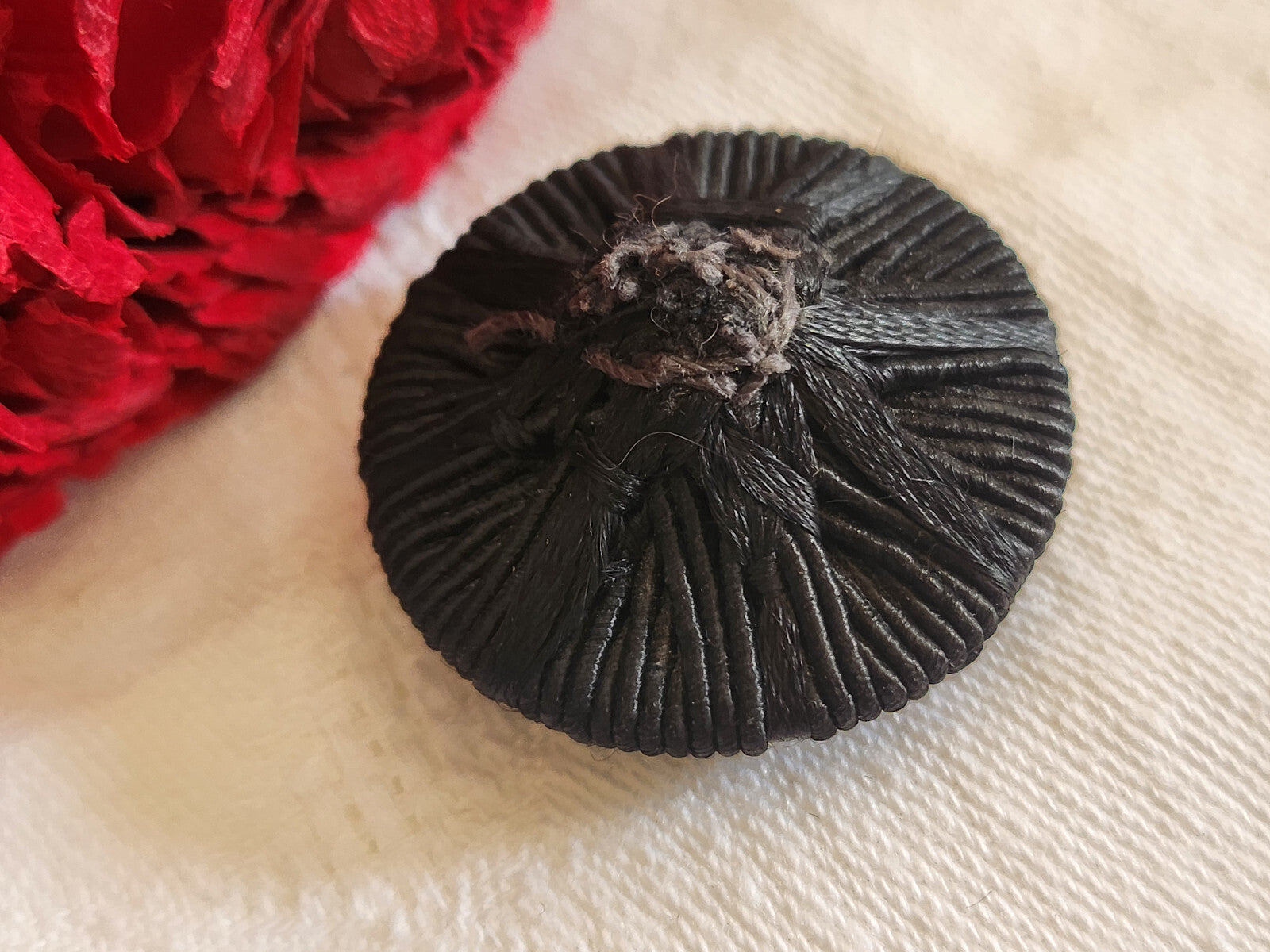 Gros bouton ancien en passementerie noir superbe 3,1 cm ref 3560