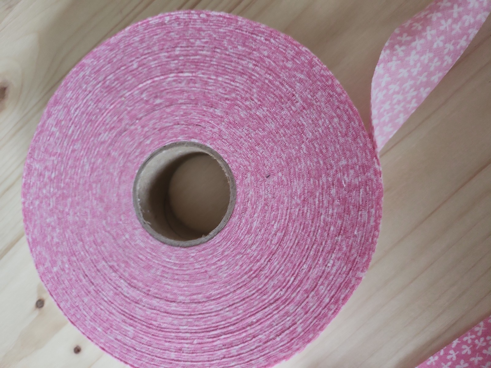 Rouleau biais vintage coton rose shabby largeur de 4 cm  B4