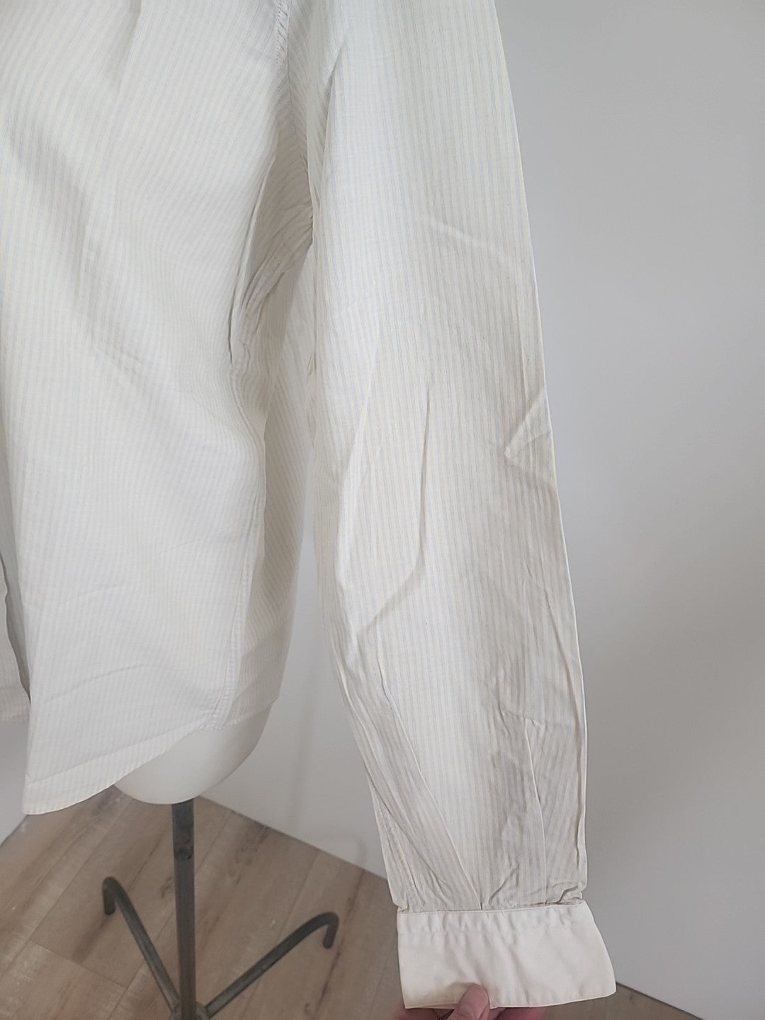 Pur vintage jolie chemise ancienne rayé jaune bleu 38? ref portant