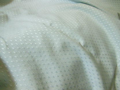 Coupon tissu ancien ameublement bleu tendre 2 mètres 20 sur 2 mètre 90 B1