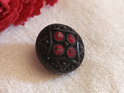 Bouton ancien en verre noir avec strass  vintage rouge   1,7 cm G12I