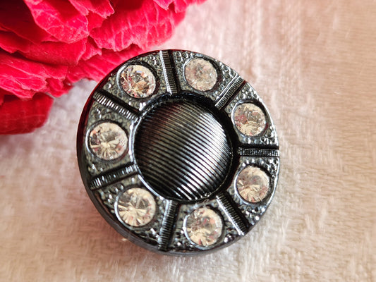Bouton ancien en verre effet hématite avec strass   diamètre  2,2 cm G13A