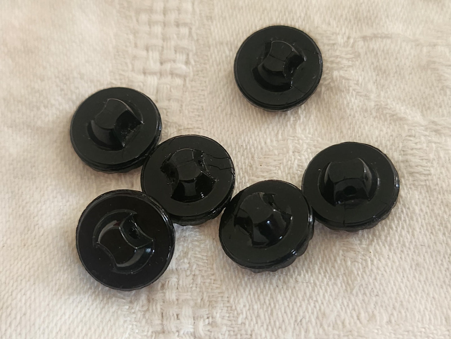 Lot 6 boutons vintage en verre noir avec strass mordoré vert 1,3 cm ref 6354