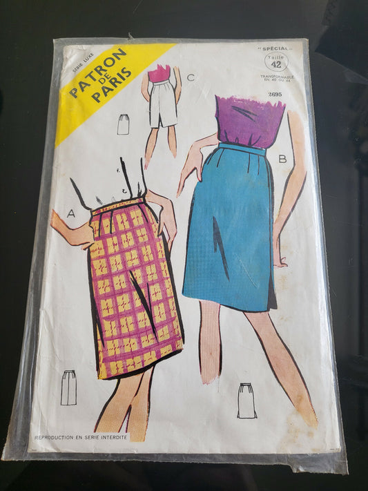 Patron ancien de Paris jupe taille: 40 42 44 série Luxe  n°2695 jamais ouvert
