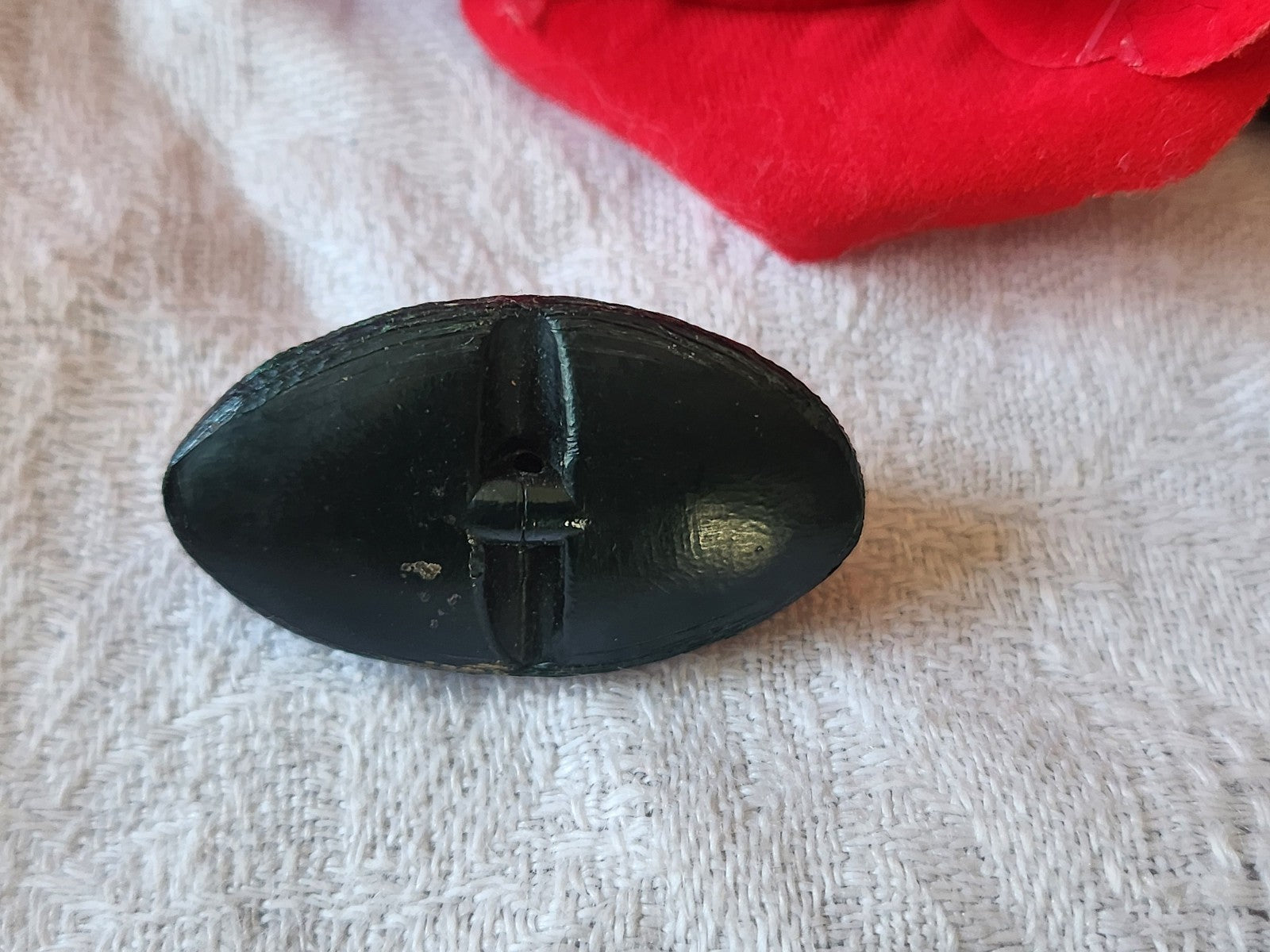 Long  bouton vintage en résine vert strass en verre 3,3 cm D17L