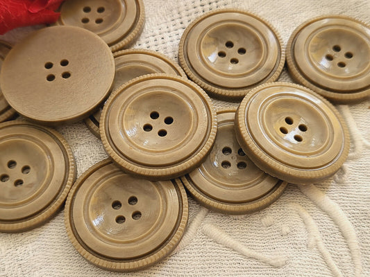 Lot 10 gros boutons anciens marron/gris marbré  diamètre 2,6 cm ref 3392