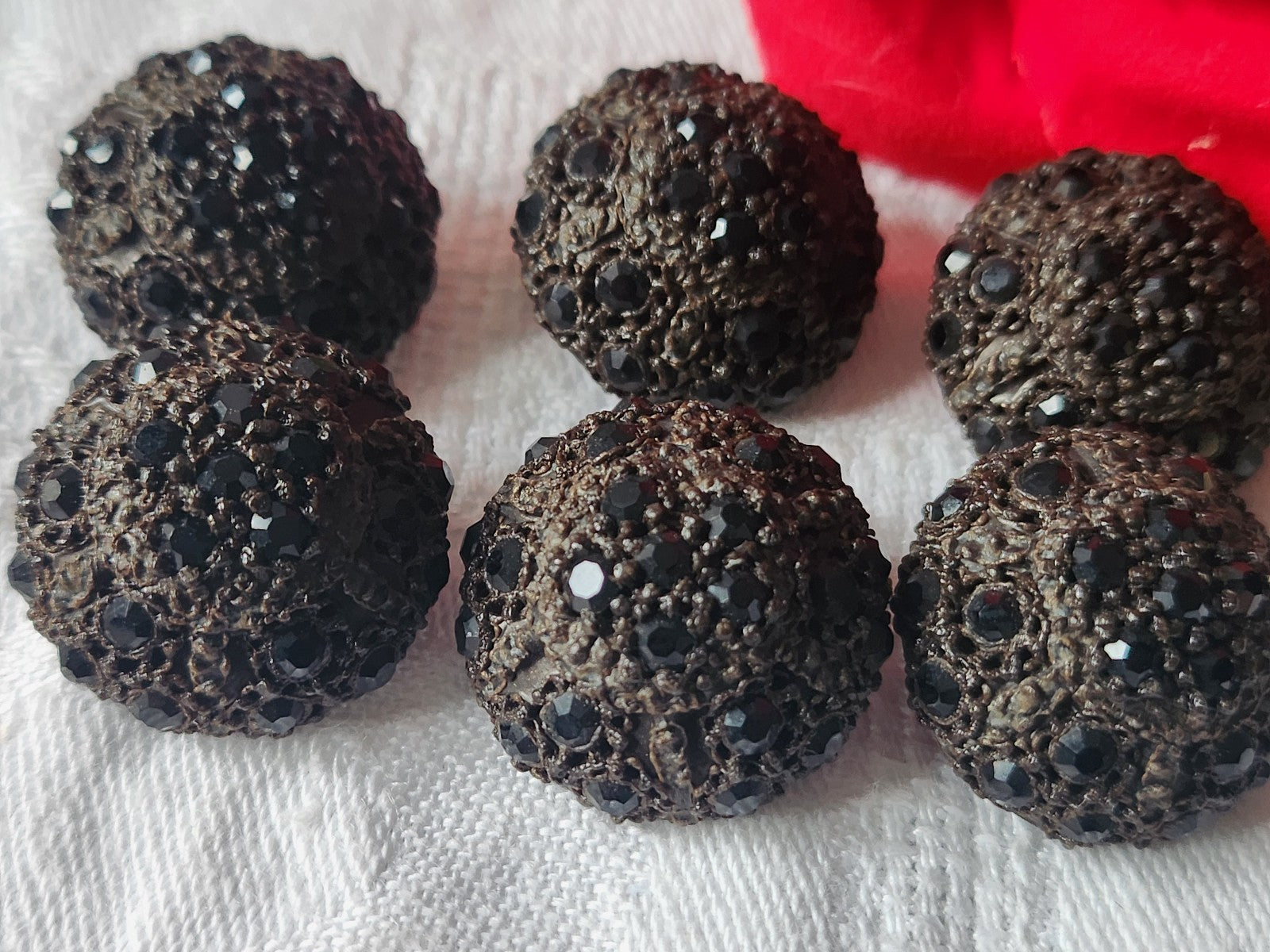 Lot 6 boutons vintage parurier resine strass pied  2,2 cm marron ref 5099
