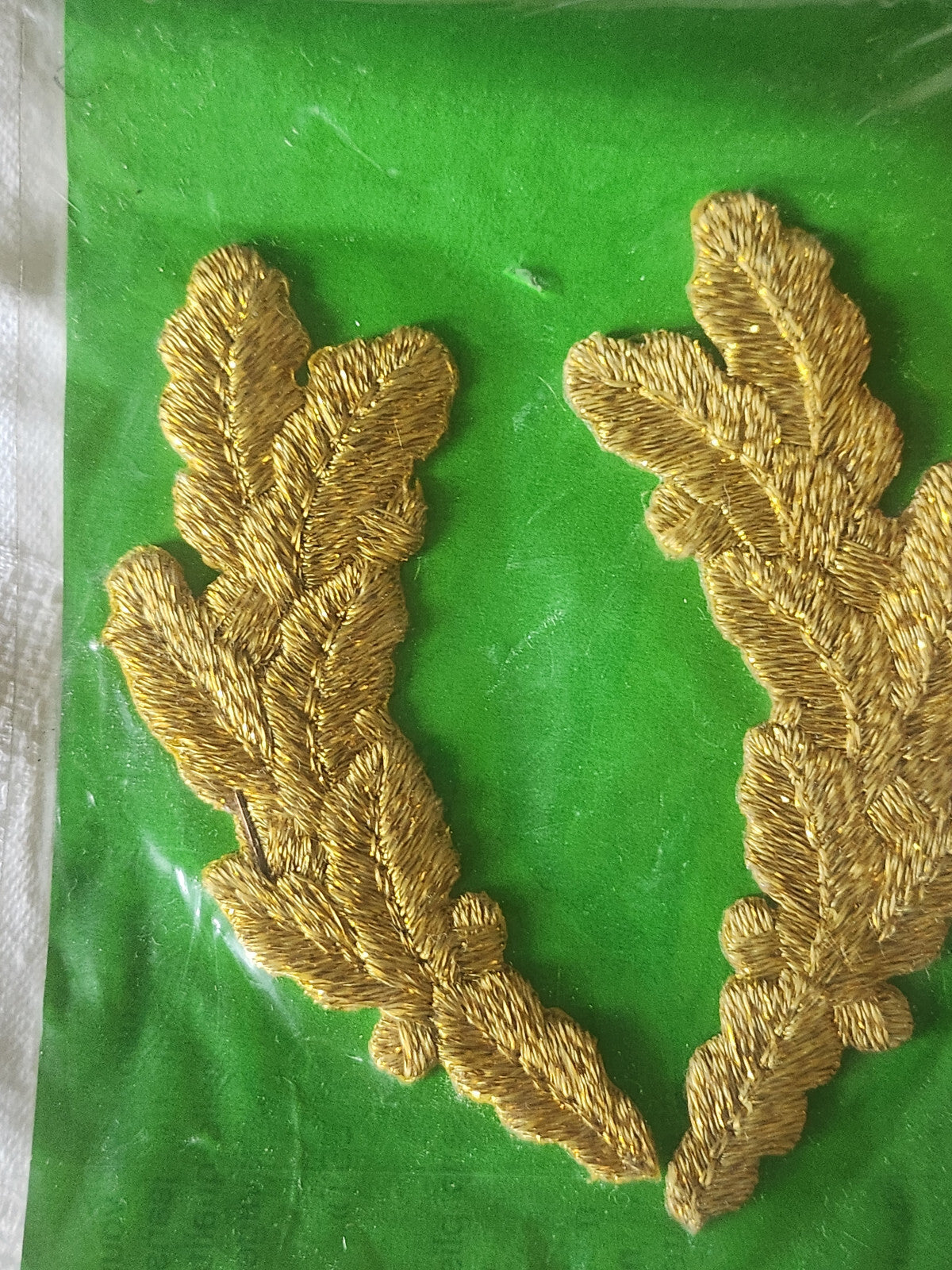 Ancien patch vintage thermocollant "dorée armée" broderie customisation 