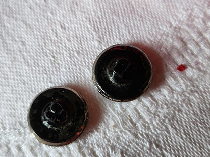 Duo  boutons anciens en verre noir quadrillé argenté 1,4 cm G12A