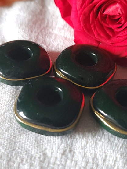 Lot 4 épais boutons vintage vert doré à trous 2,4 cm ref 1399