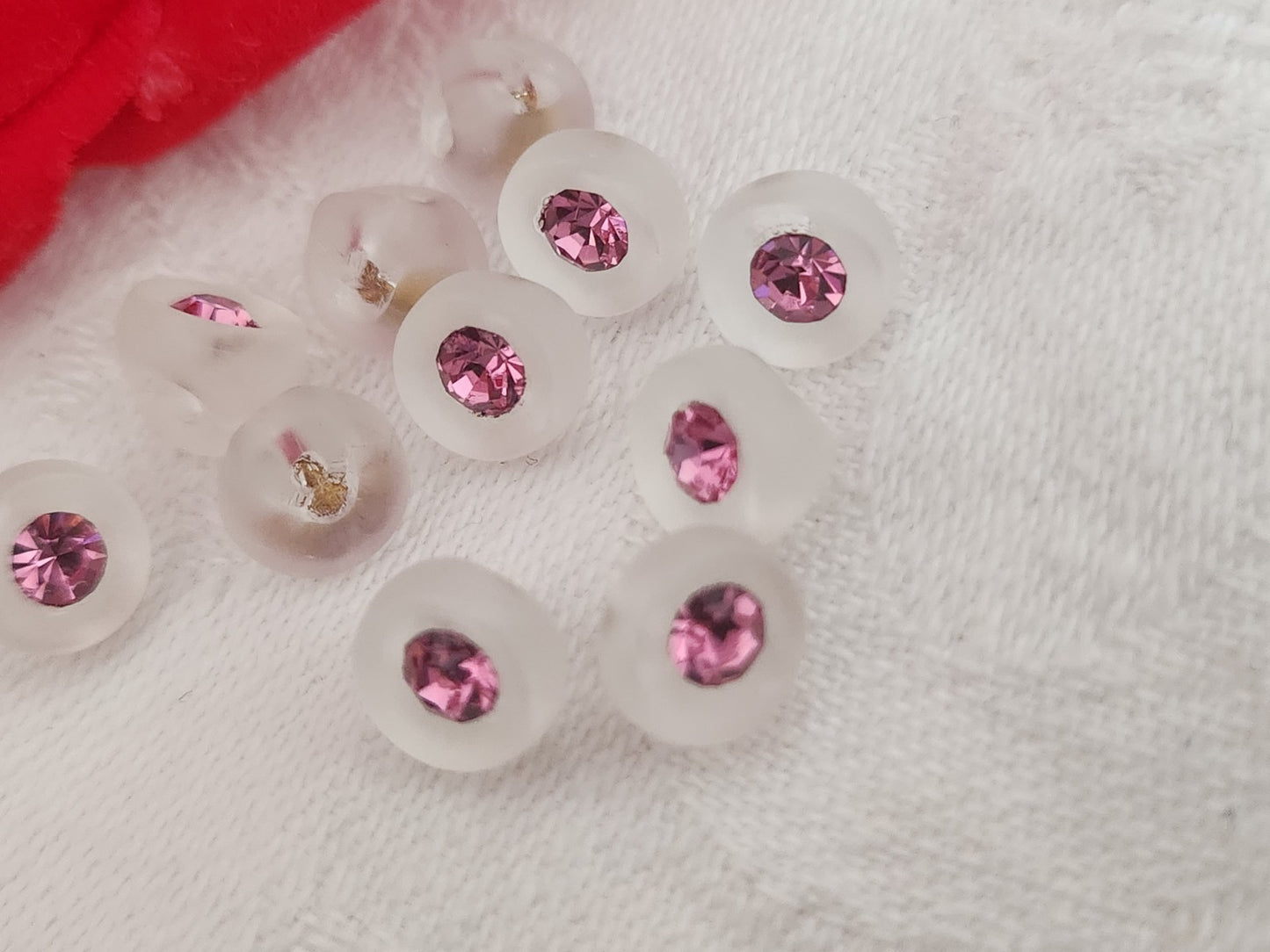 Lot 6 minuscules bouton en verre noir strass rose vintage 0,7/08 cm ref 6363