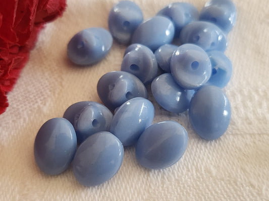 Lot 16 mini boutons vintage  bleu 0,7 sur 1 cm pied plastique ref 127