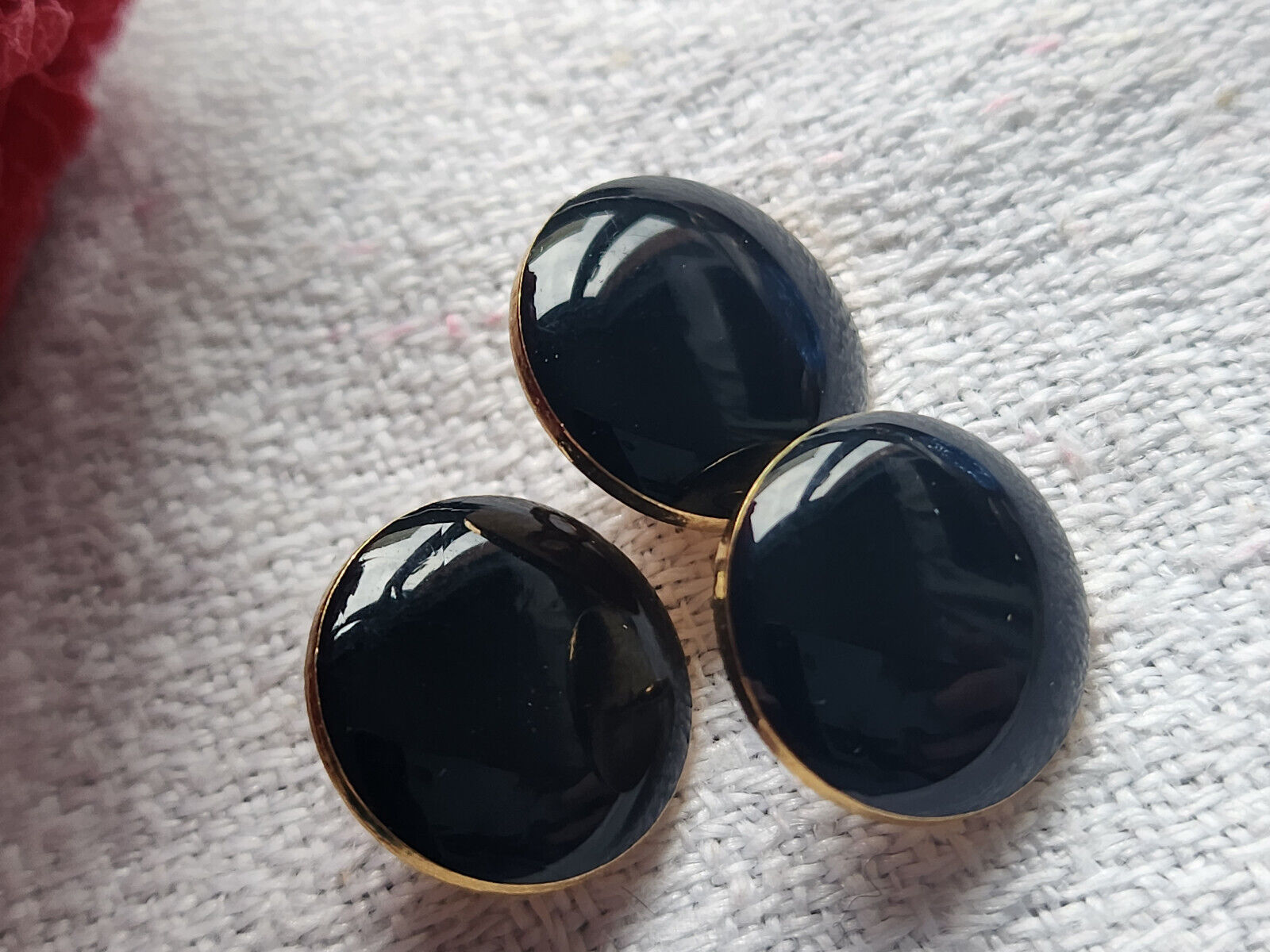 Trio boutons en métal vintage noir emaillé pied 1,3 cm D10A