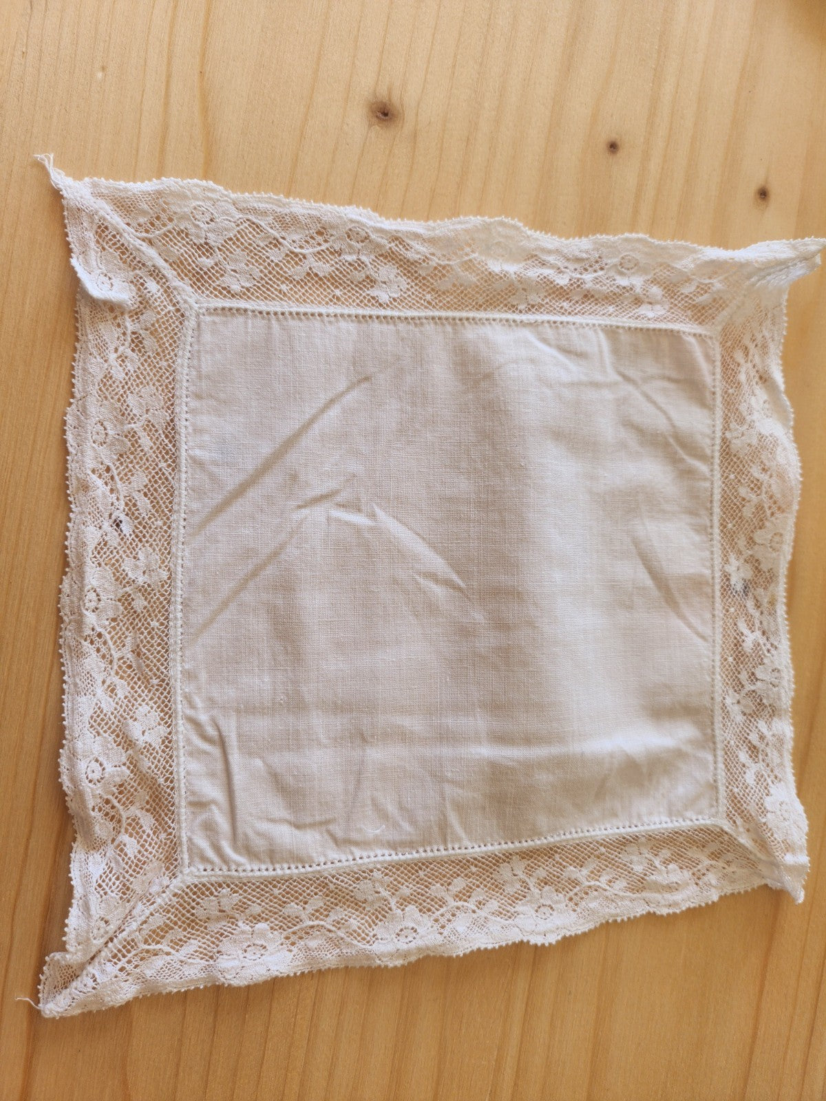 Ancien porte serviette  fait main blanc broderie pochette 11,5 cm sur 24 cm B7