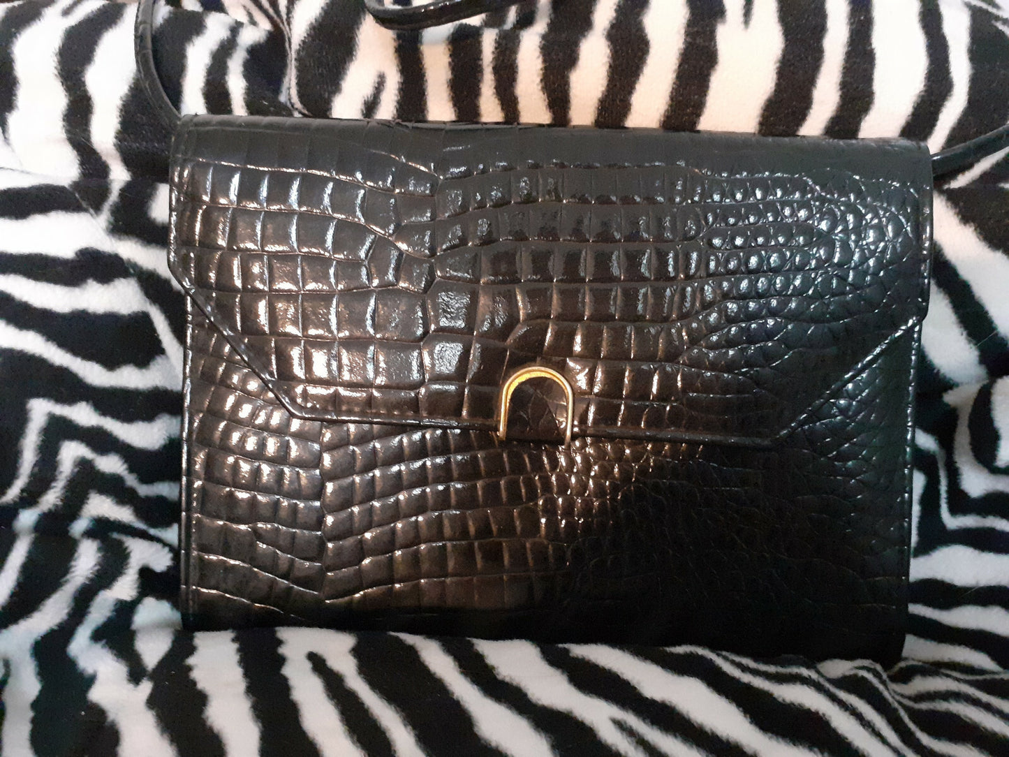 Ancien sac en main noir façon reptile bandoulière vintage retro