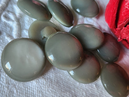 Lot 12 boutons vintage gris bombé lumineux 1,7 cm ref 2900