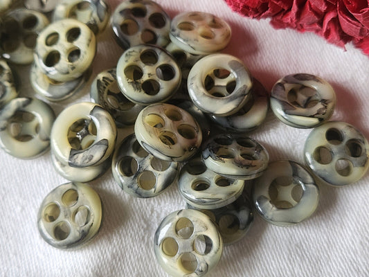 Lot 24 boutons vintage gris creme nacré large trous 1,4 cm ref 1273