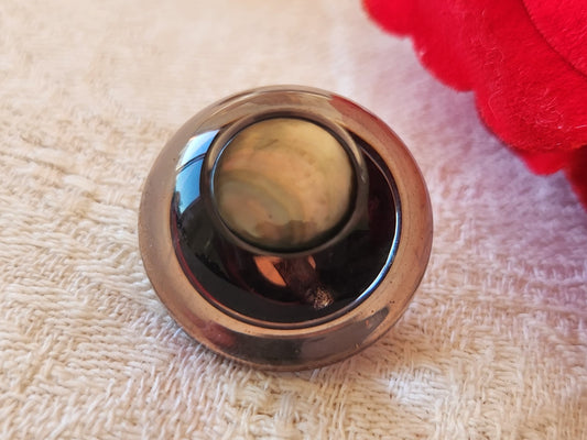 collection bouton vintage inclusion coeur nacre gris parurier 2,1 cm D14N