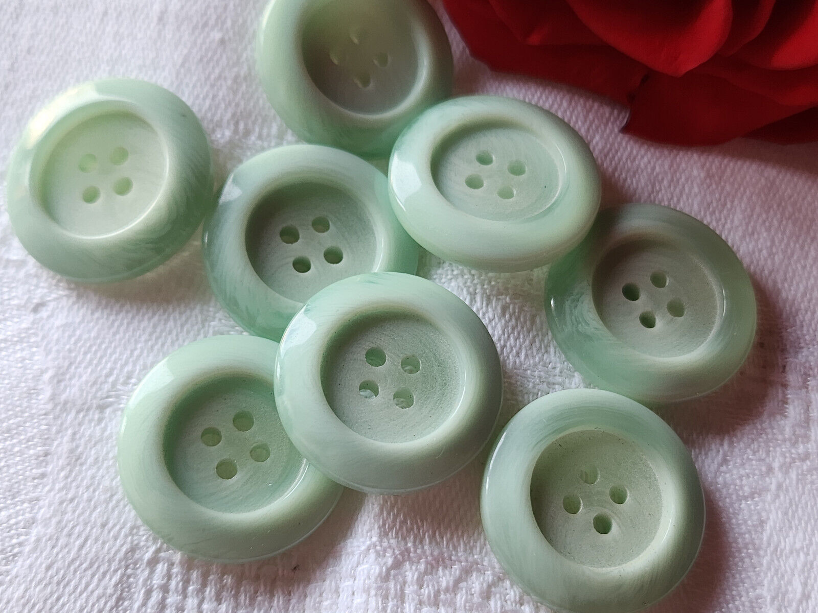 Lot 8  boutons vintage bleu/vert d'eau 2,2 cm  trou ref 1855
