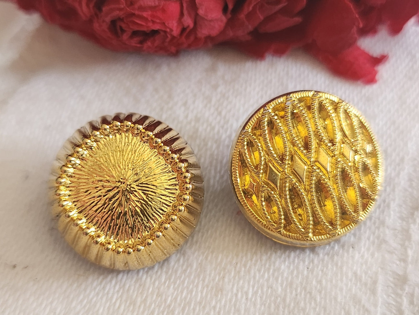 Duo boutons vintage en verre doré pied 1,7 cm G7N