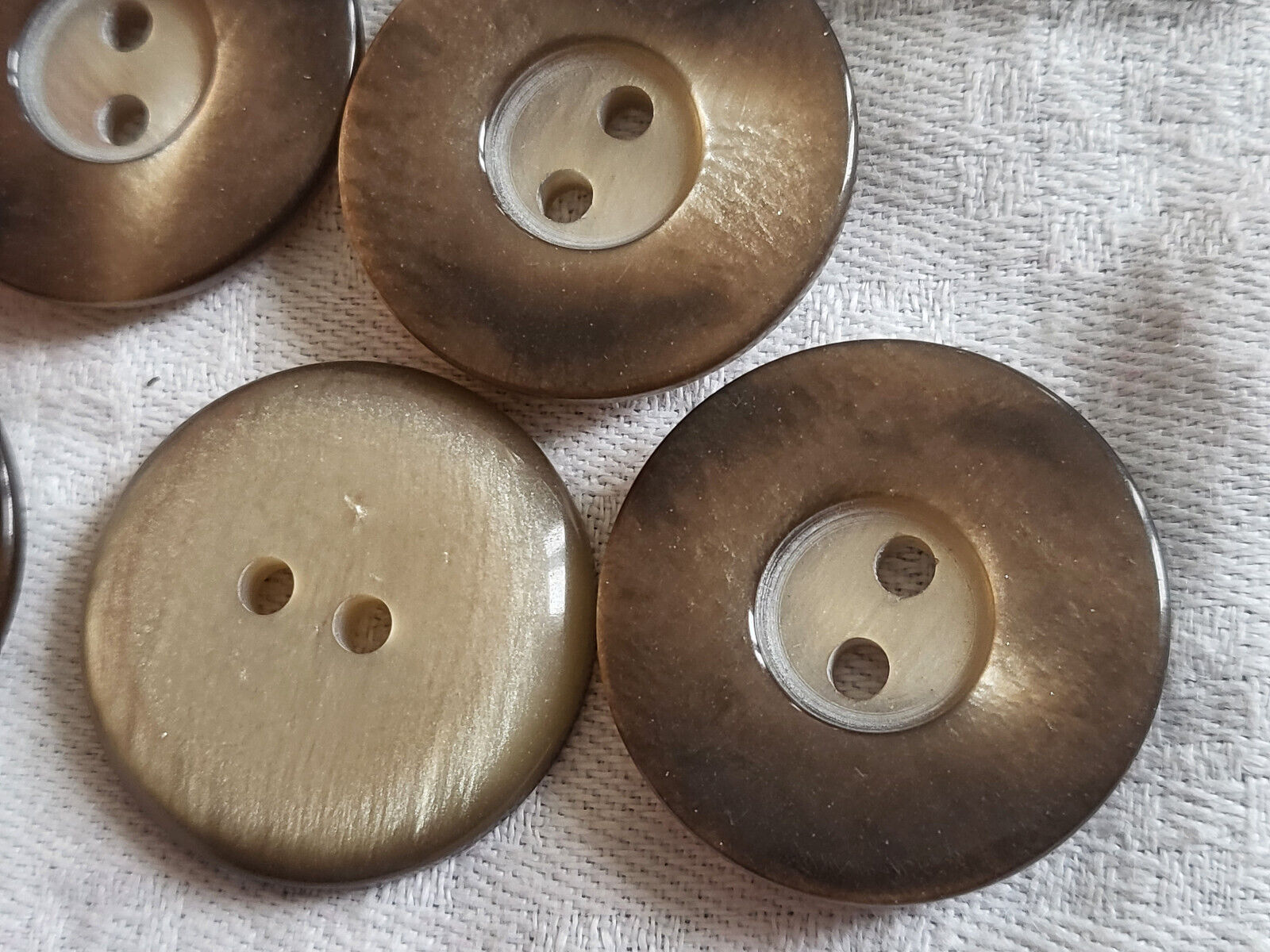 Lot 5 gros boutons vintage pourtour nacré marron  gros  2,7 cm ref 2424