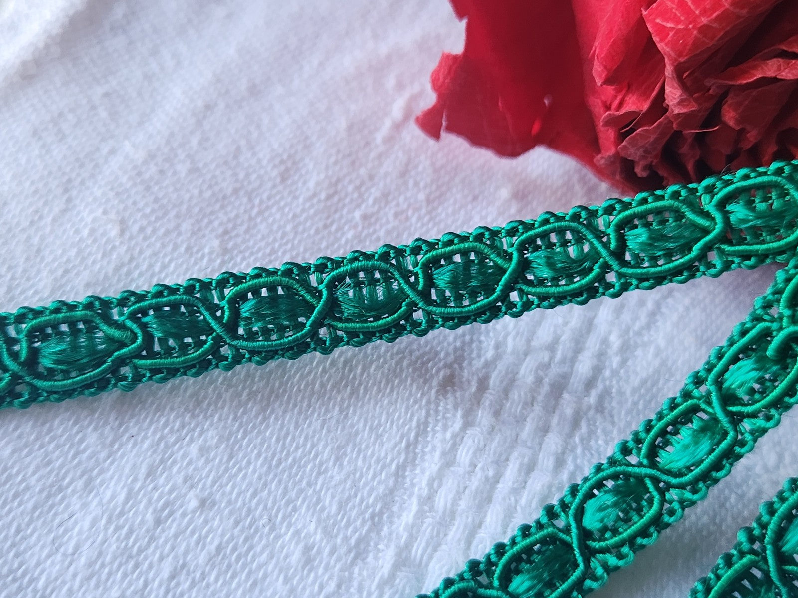 Galon vintage bordure vert satiné 3 mètres sur 0,8 cm A3