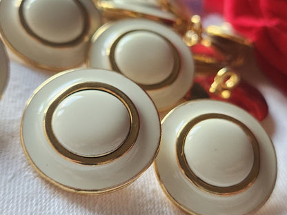 Lot 6 gros boutons vintage en metal émaillé creme 2,7 cm lourd ref 2338
