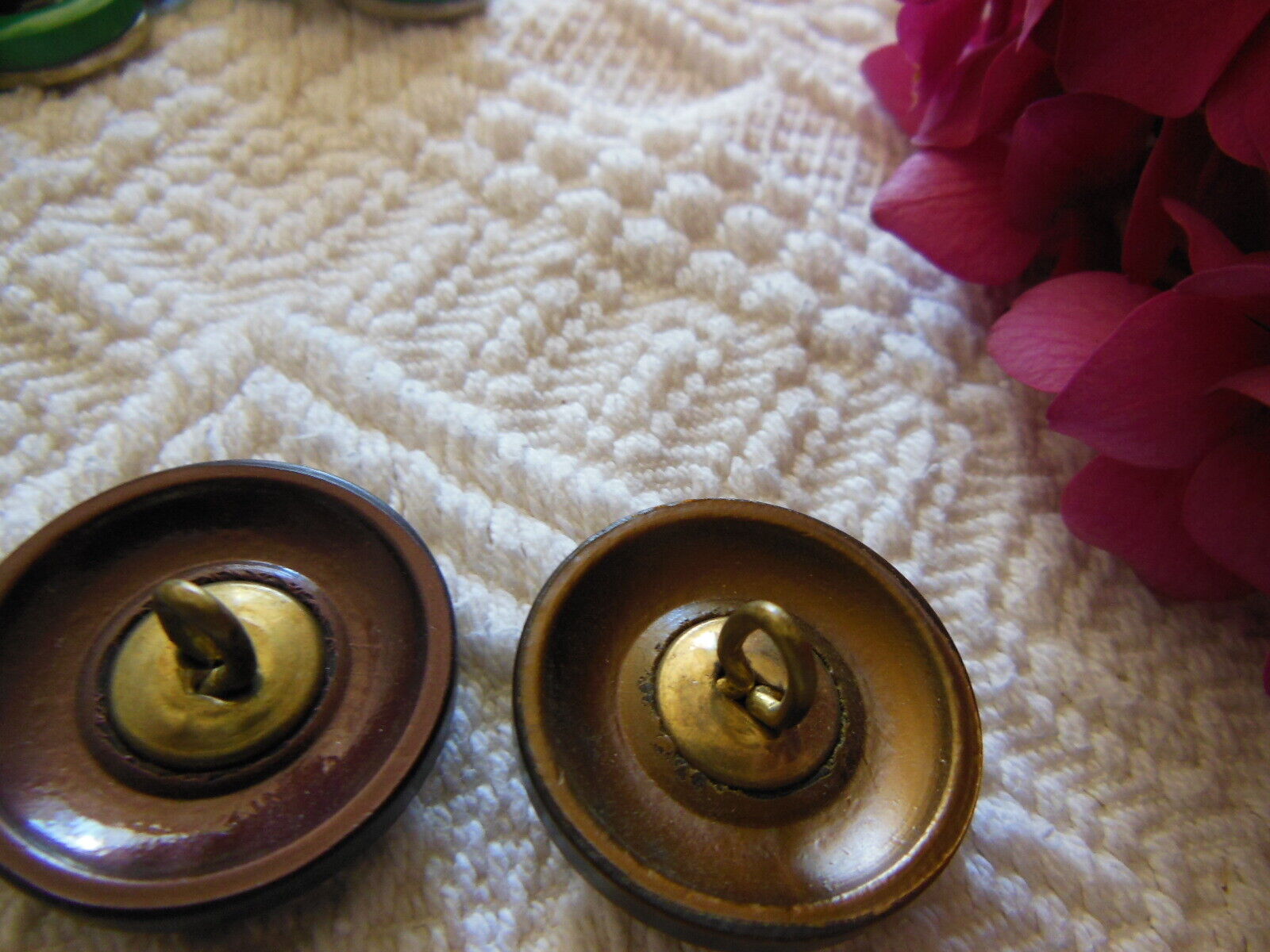 Duo boutons vintage à pied metal marron diamètre 2,6 cm D5N